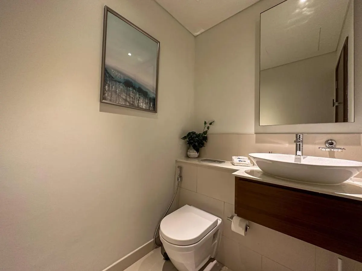 Higuests - Charming Retreat In Citywalk With Balcony And Pool Dubai United Arab Emirates