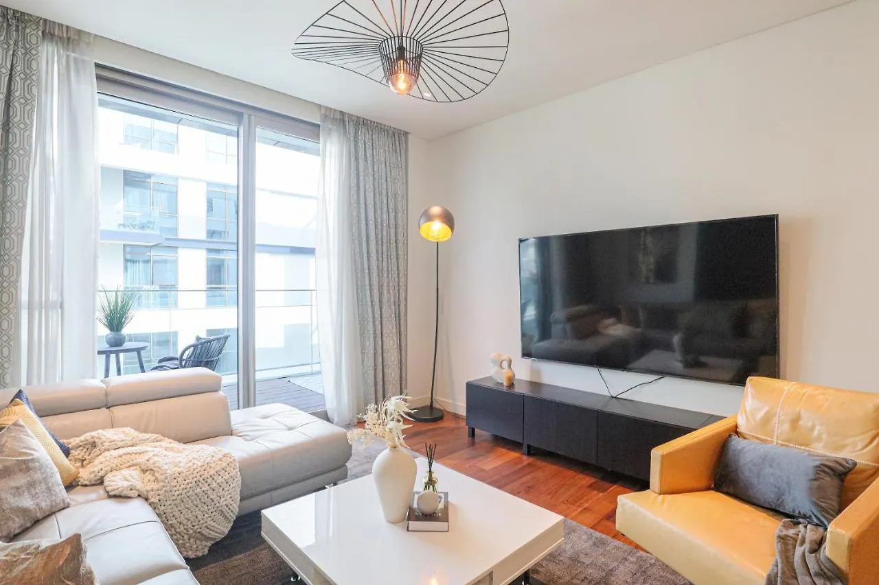 Apartment Higuests - Charming Retreat In Citywalk With Balcony And Pool Dubai United Arab Emirates
