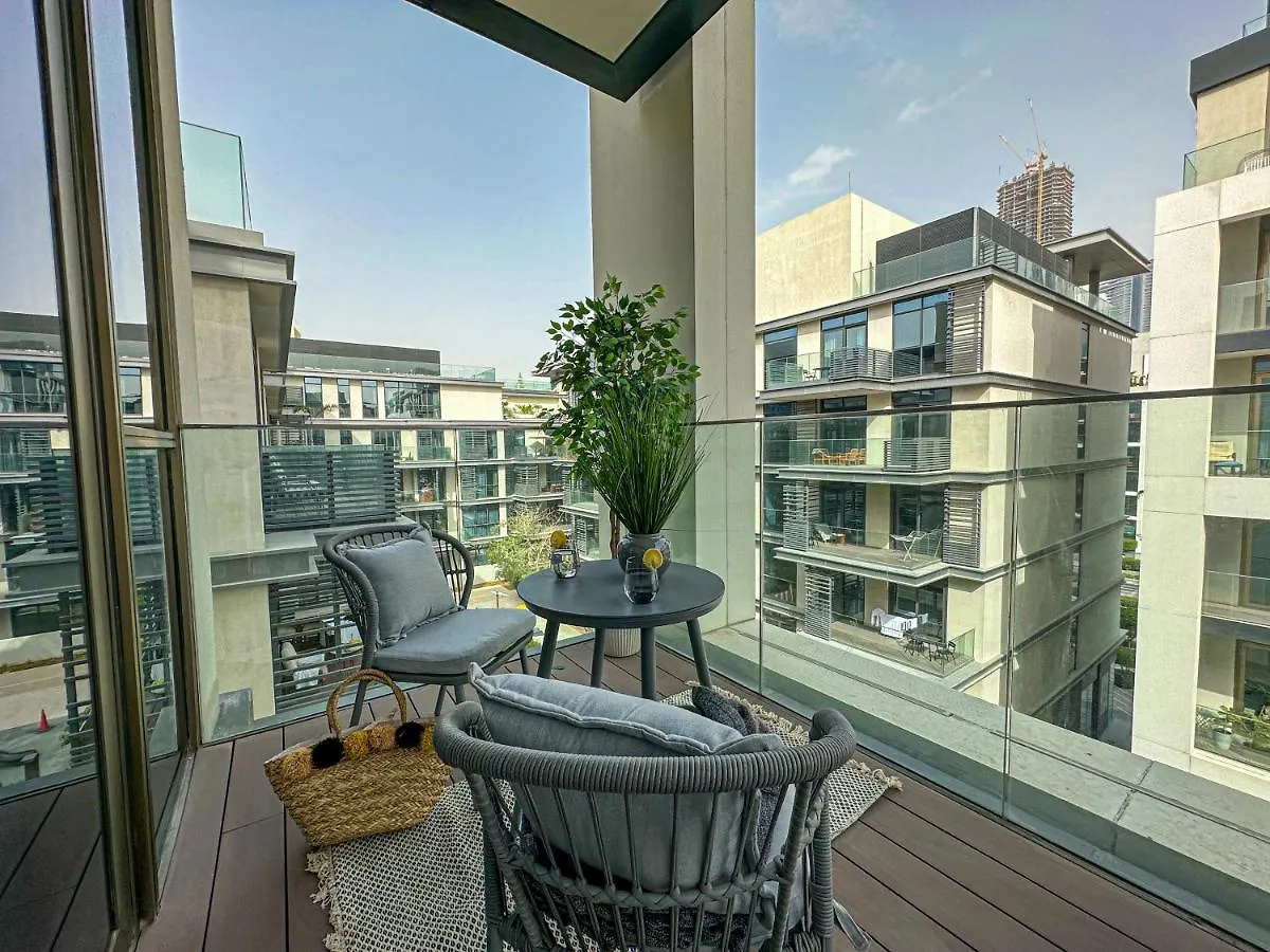 Appartement Higuests - Charming Retreat In Citywalk With Balcony And Pool Dubaï Émirats arabes unis
