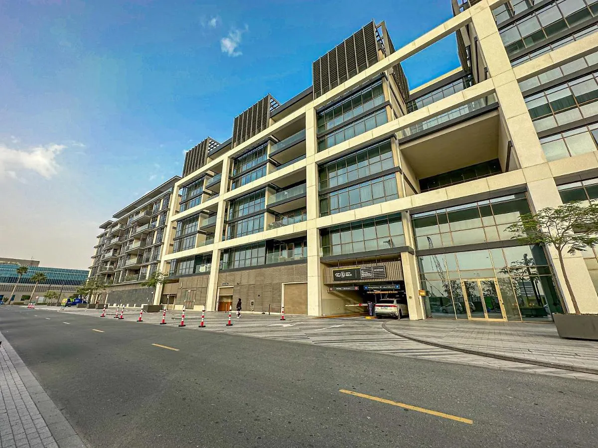 Higuests - Charming Retreat In Citywalk With Balcony And Pool Dubaï Appartement