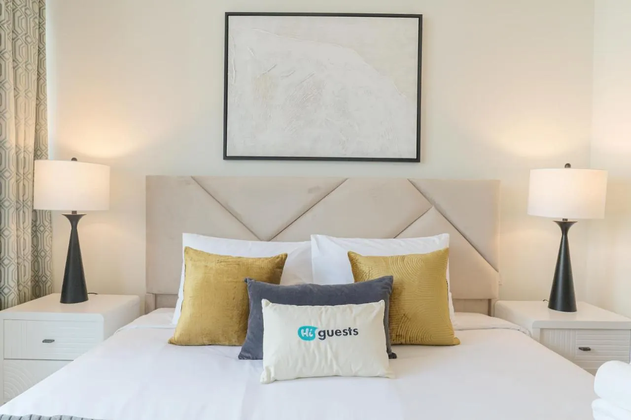 Higuests - Charming Retreat In Citywalk With Balcony And Pool Dubai Apartment